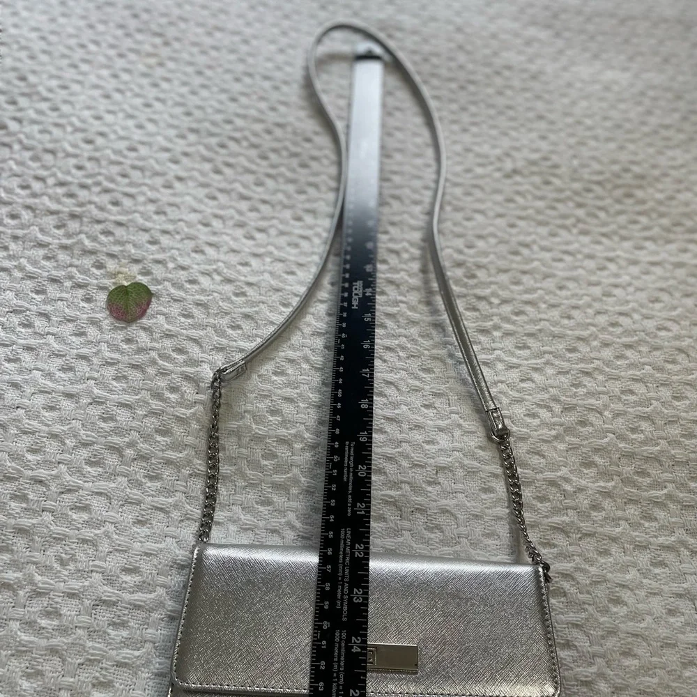 Liz Claiborne Silver Phone Case Wallet with Strap‎
